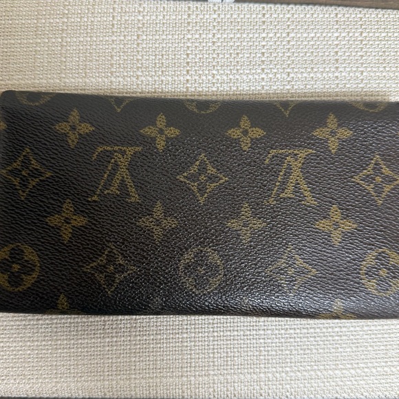 Louis Vuitton Brown Monogram and Green Epi Wallet Duo - Picture 3 of 11